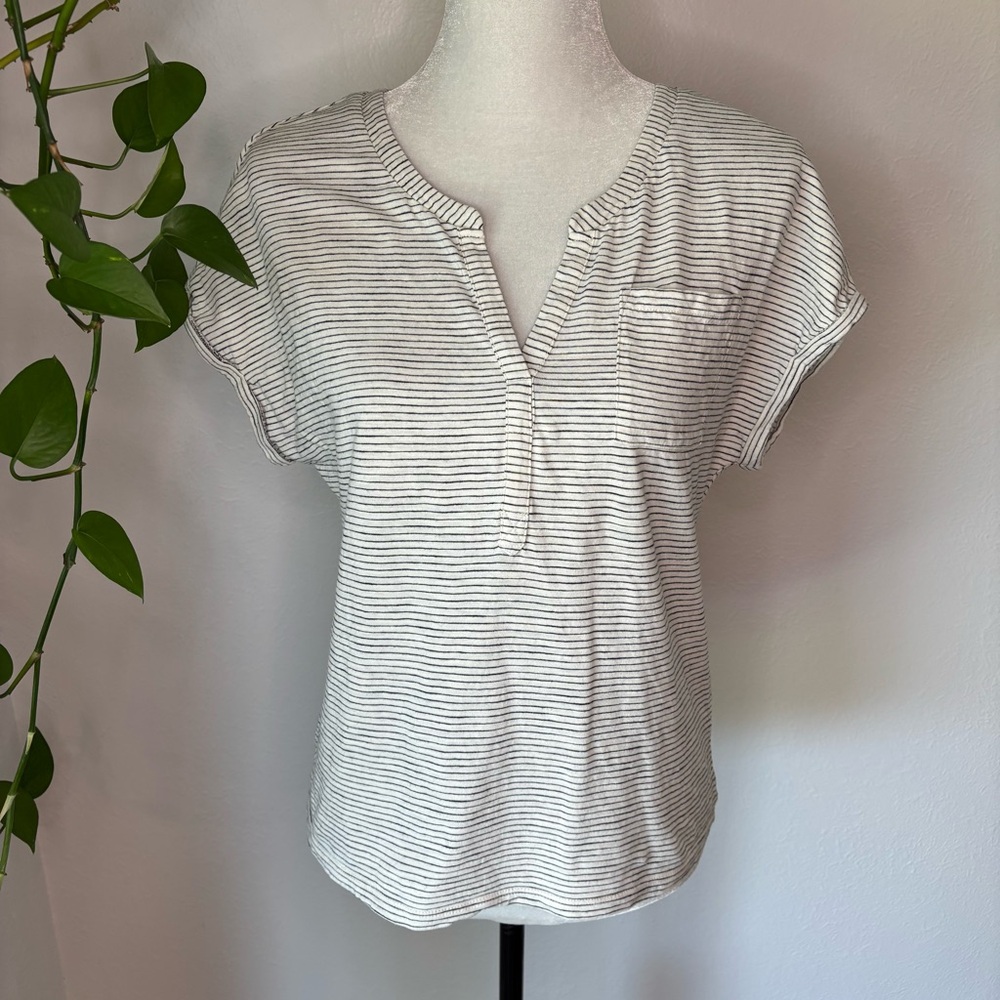 Boden Black and White Stripe V-neck T-Shirt Size S